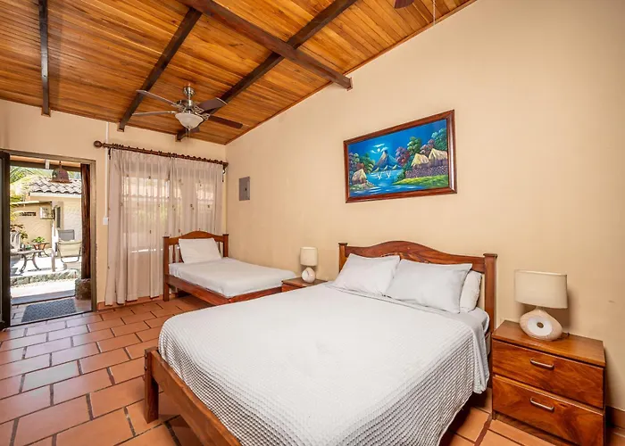 Apartment Beachside With Pool And Free Wifi