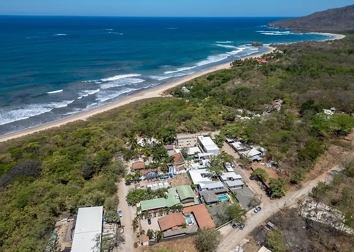 Apartment Beachside With Pool And Free Wifi *