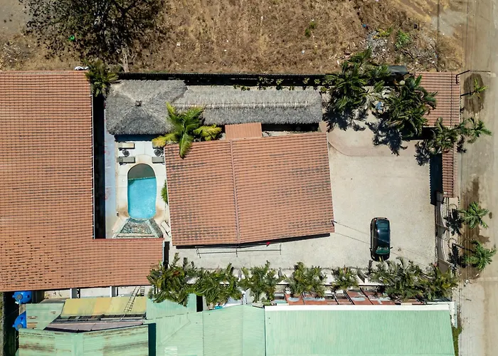 Apartment Beachside With Pool And Free Wifi